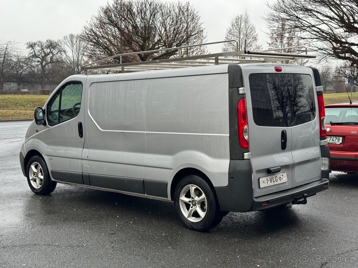 Opel VIVARO 2.0d👉84kw 2011r - 2