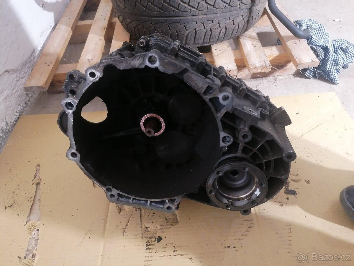 škoda Octavia II RS-manuální převodovka - 2