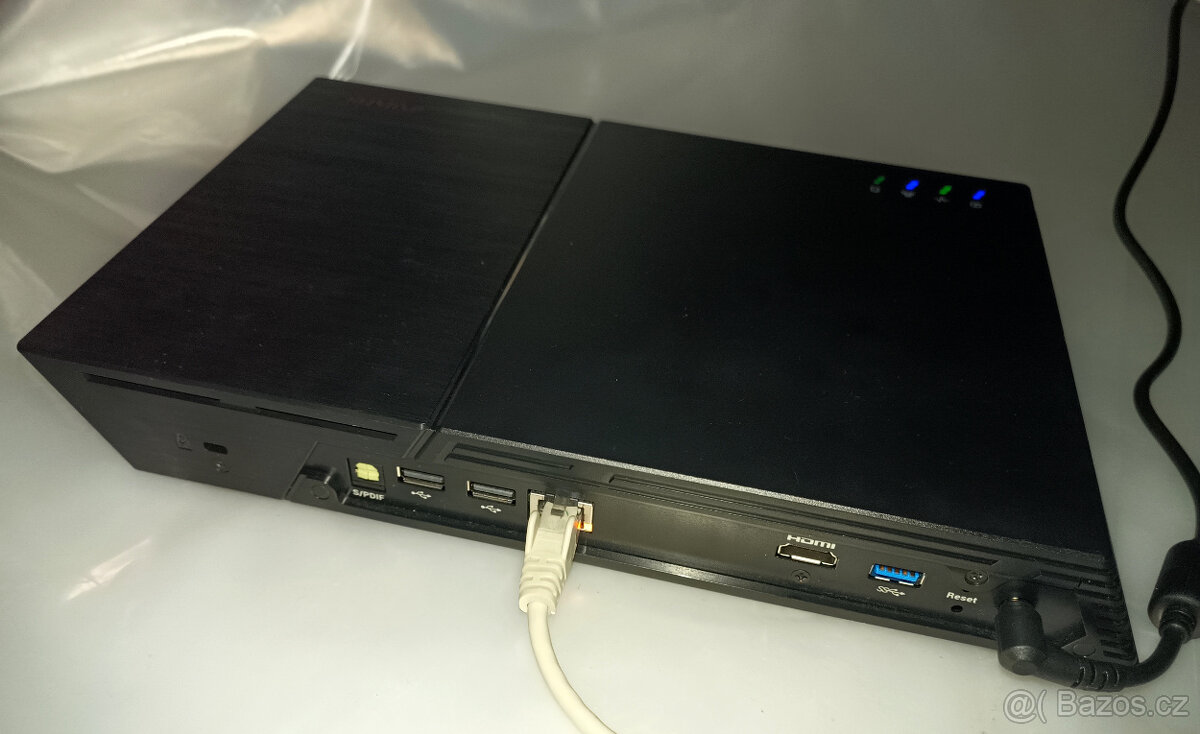 NAS Asustor Flashstor 12 Pro FS6712X 12x NVMe M.2 - 2