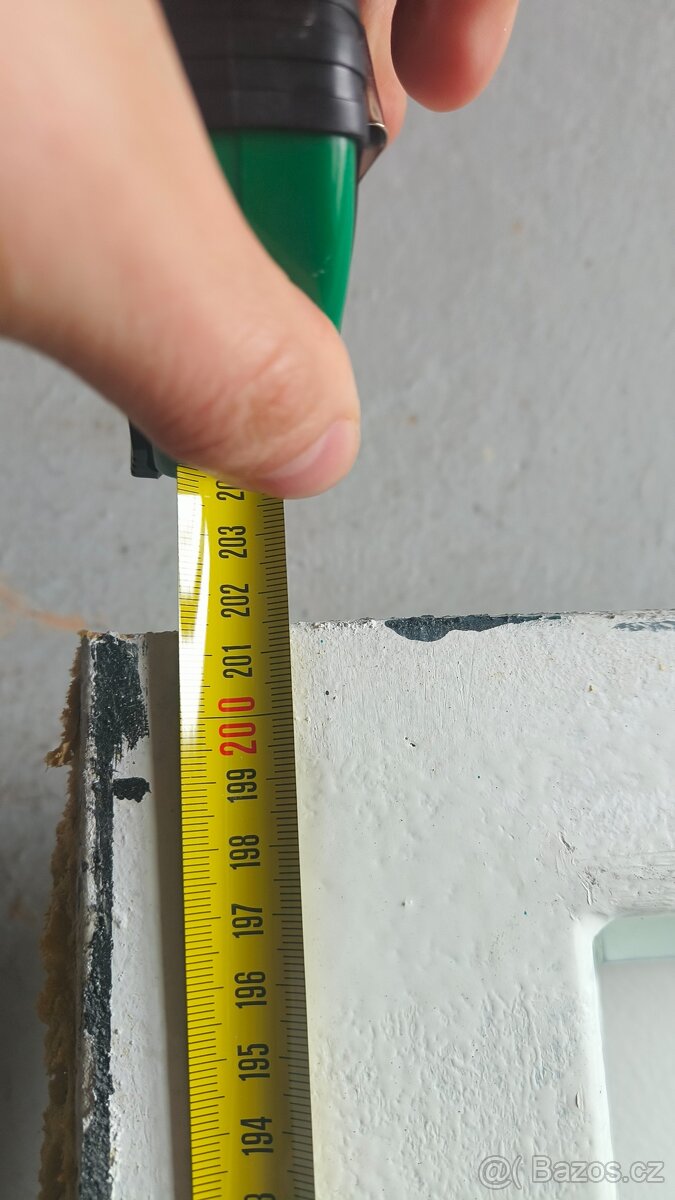 Jedno křídle prosklene - 2