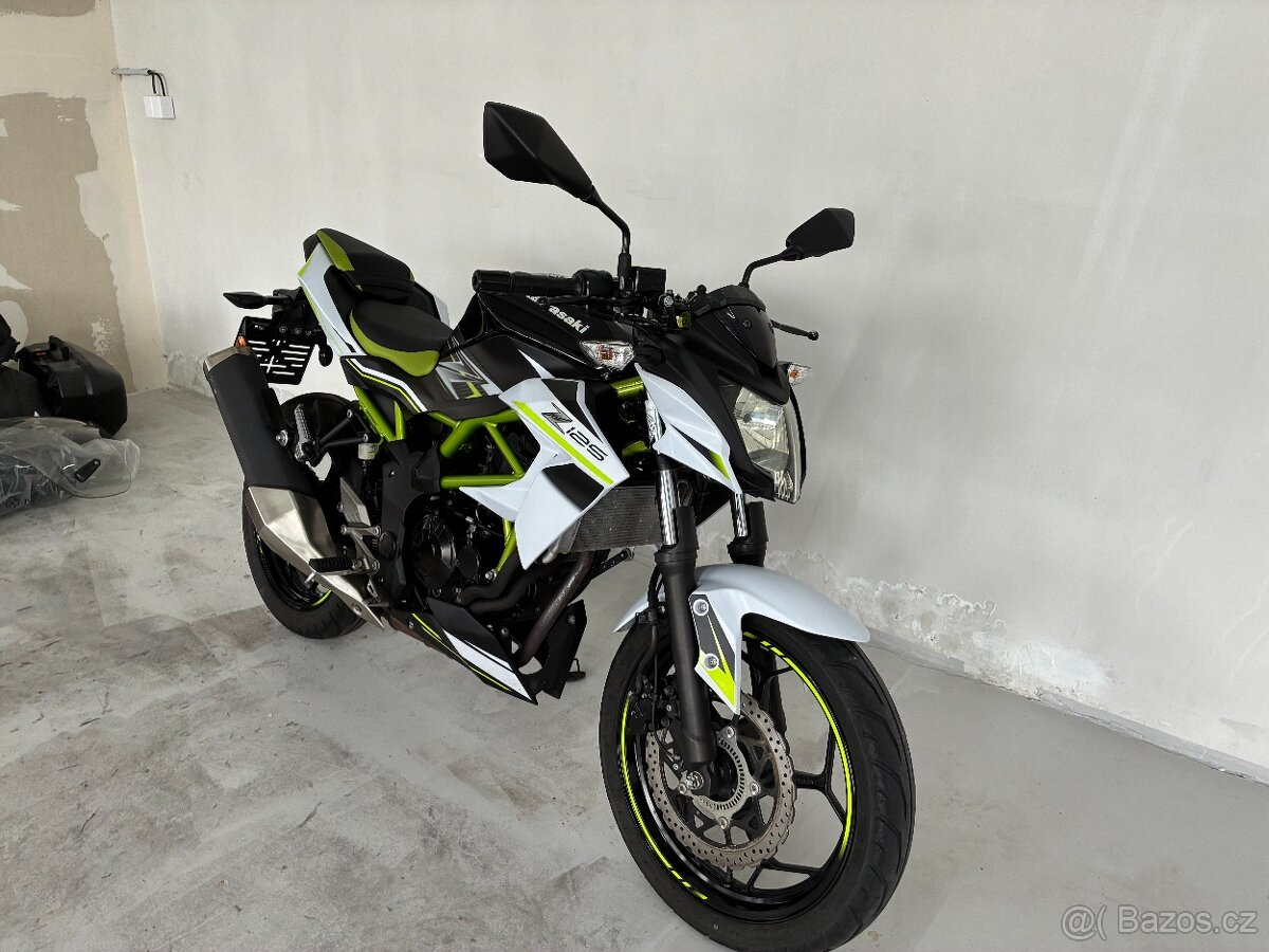 Kawasaki Z125 ABS - 2