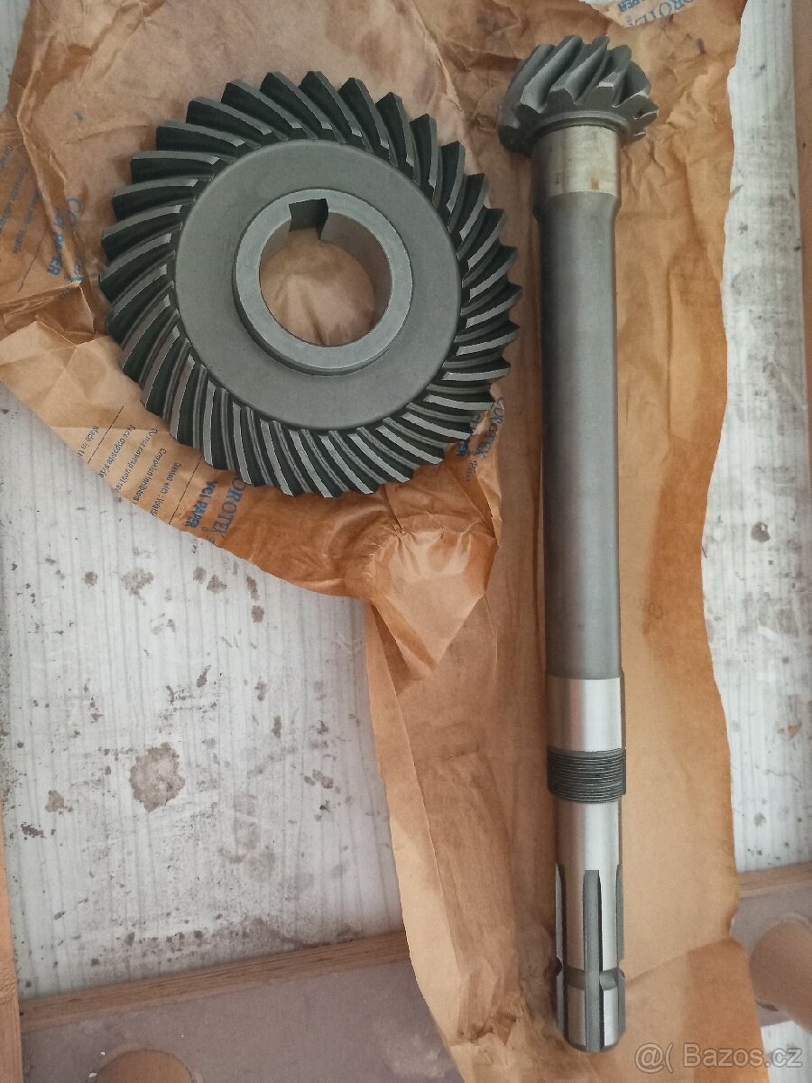 SOUKOLI NA POLSKŸ ROTAVÀTOR AKPIL 2,1m - 2