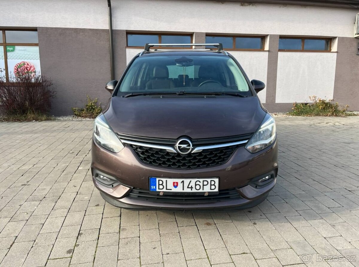 Opel Zafira Tourer 1.4 benzín + LPG - 2