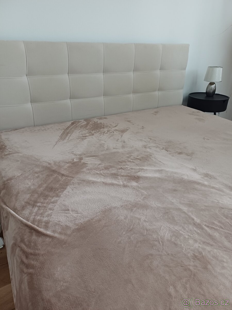 Manželská postel - 2