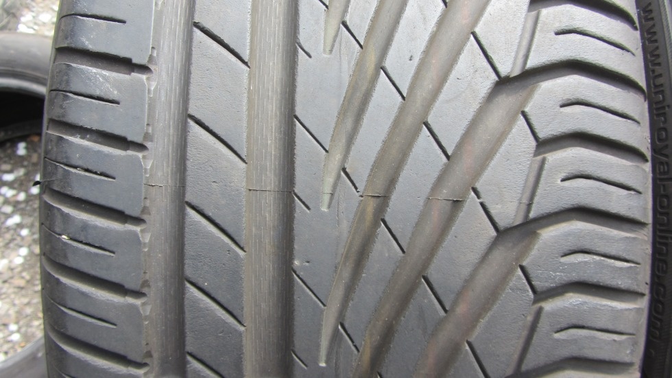 Letní pneu 225/50/16 Uniroyal - 2