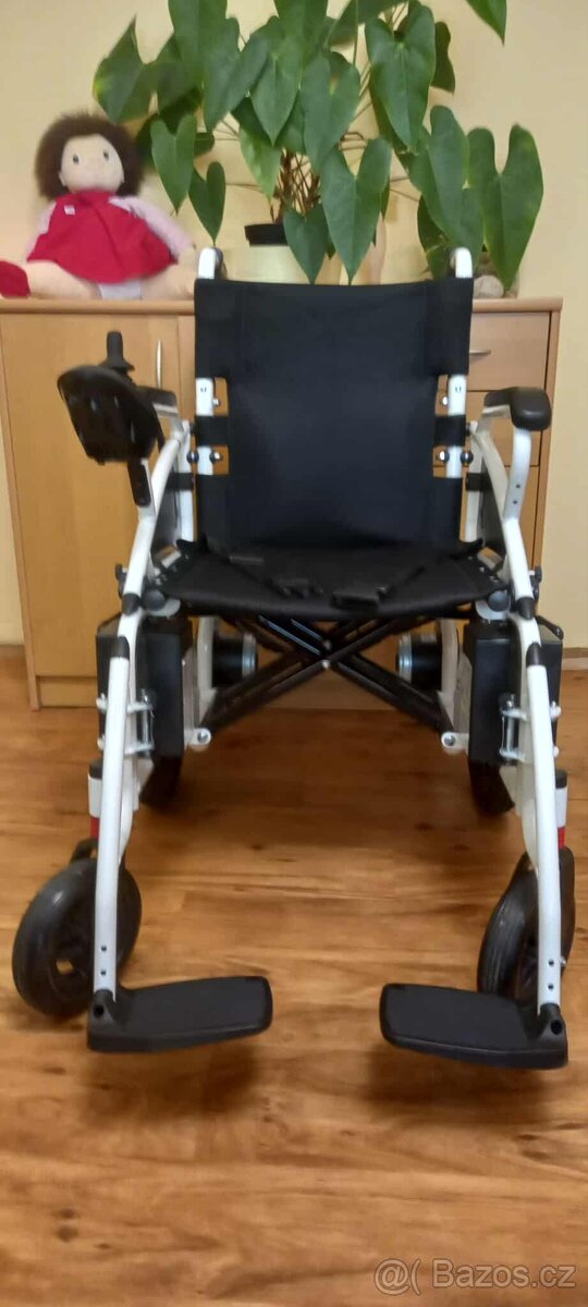 Elektrický invalidní vozík - 2