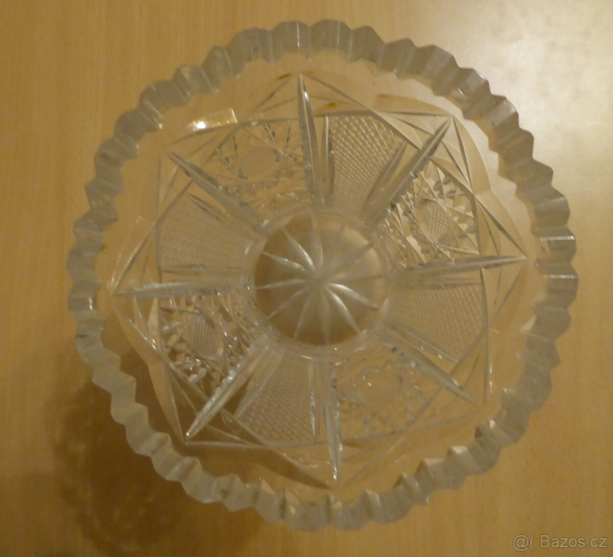 Broušené sklo – váza - 2