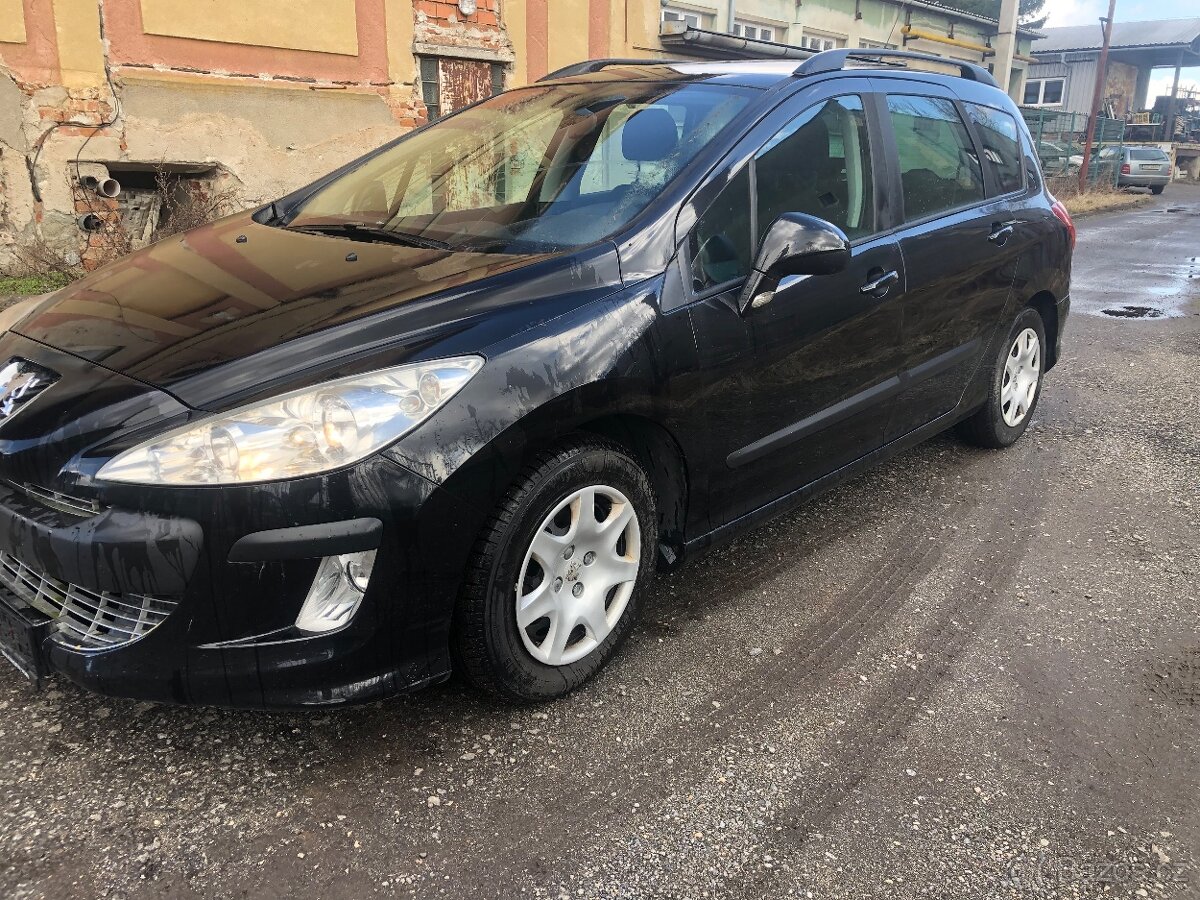 Peugeot 308, 1.4 16V Top stav - 2