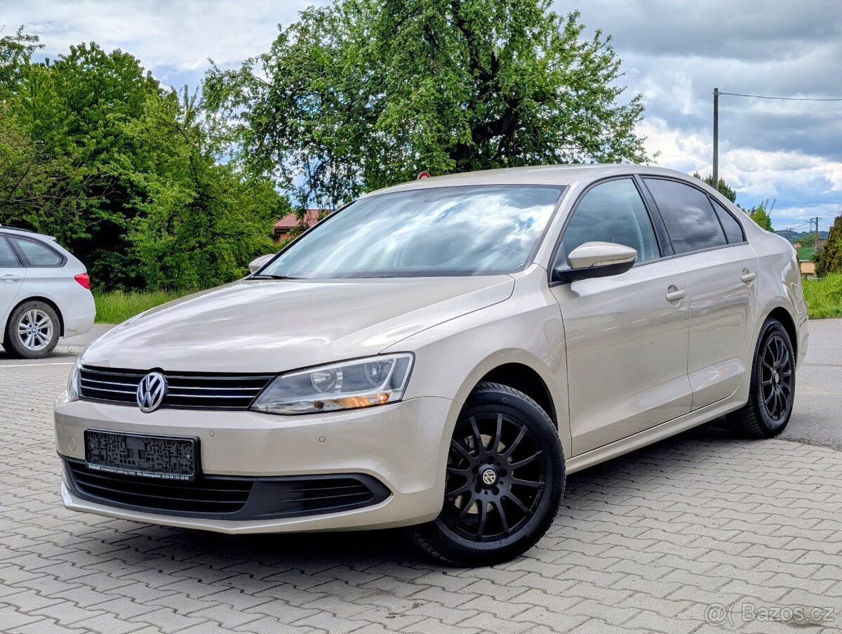 VOLKSWAGEN JETTA 1.2TSi 77kW 2012 - 2