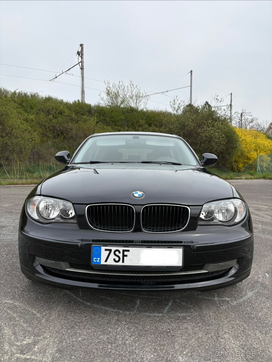 BMW Řada 1 2,0i E87 - 90 kW - manuál - 2