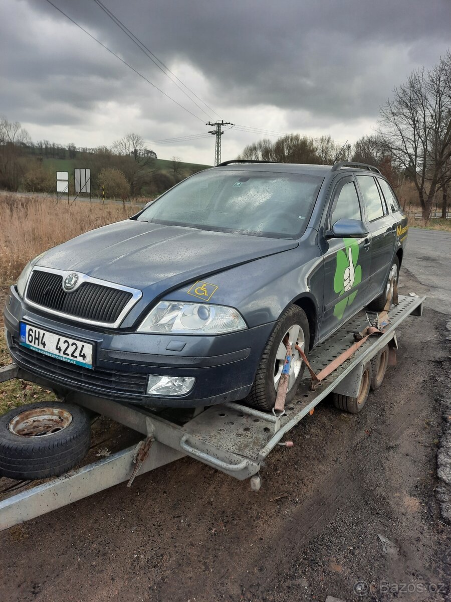 škoda octavia 2 2.0fsi 110kw šeda černá sedan combi - 2