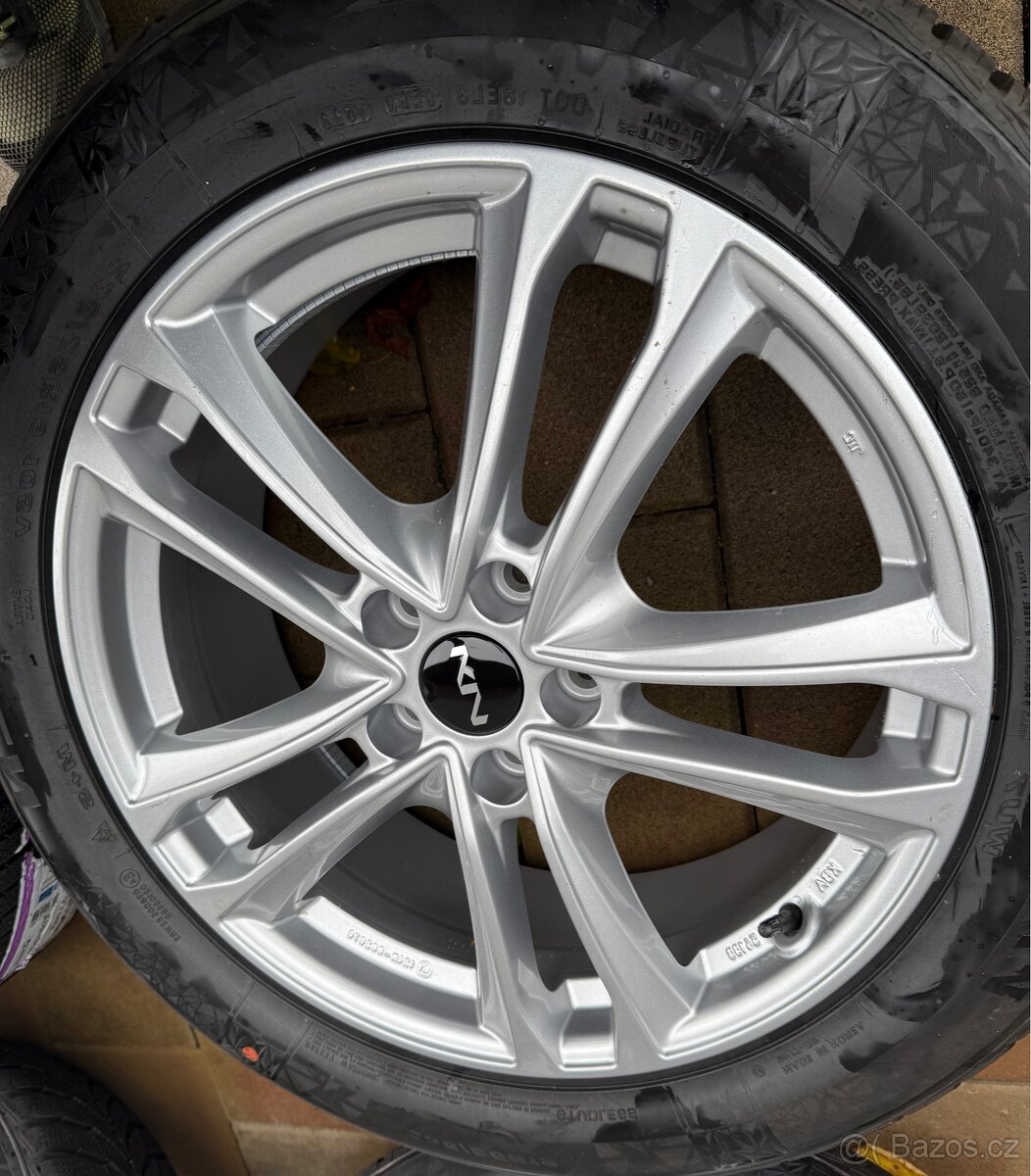 Zimní sada Kia/Hyundai 5x114,3-19”- nová - 2