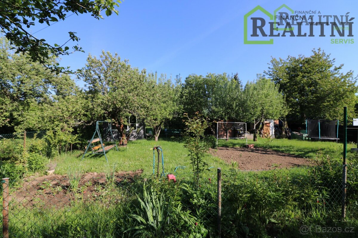 Prodej chaty v Praze 6 - Suchdole. - 2