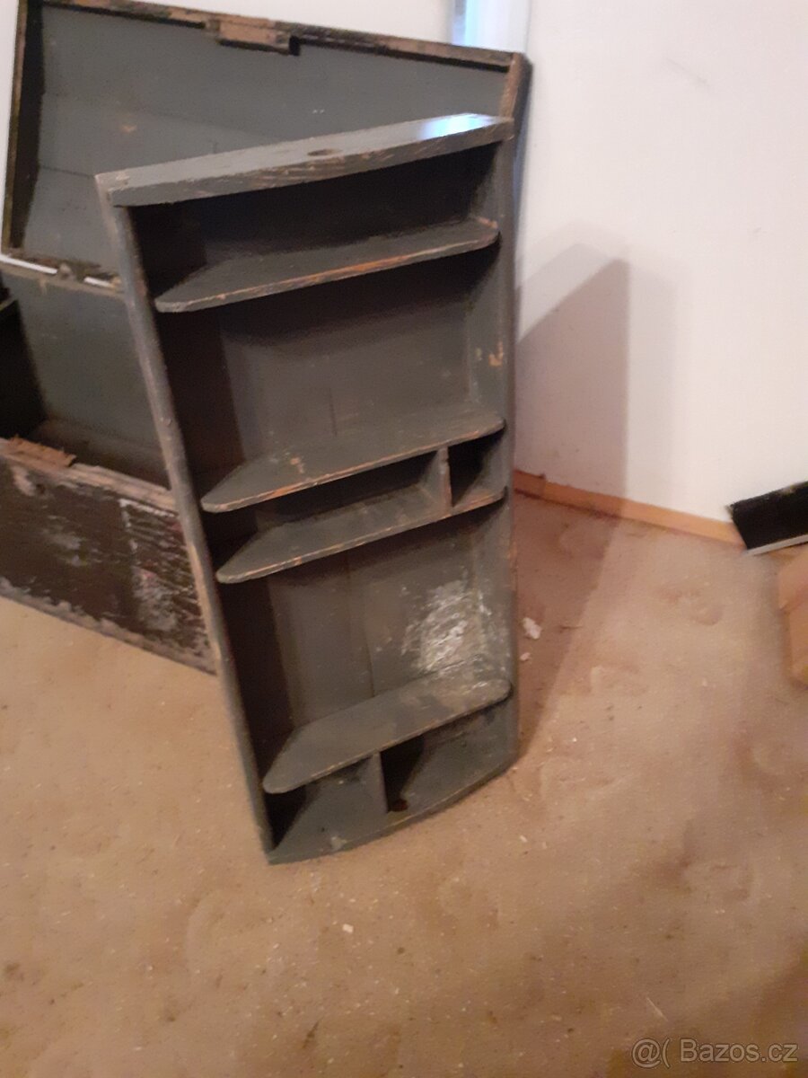 Starožitný, vojenský kufr - 2