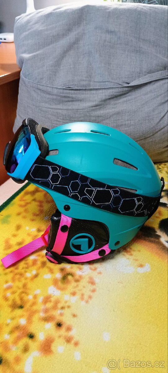 Lyžařská helma+brýle - 2