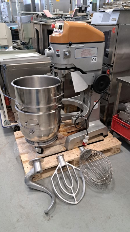 Univerzální kuchyňský robot SPAR SP-60 - 2