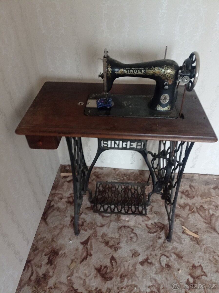 Šicí stroj - 2