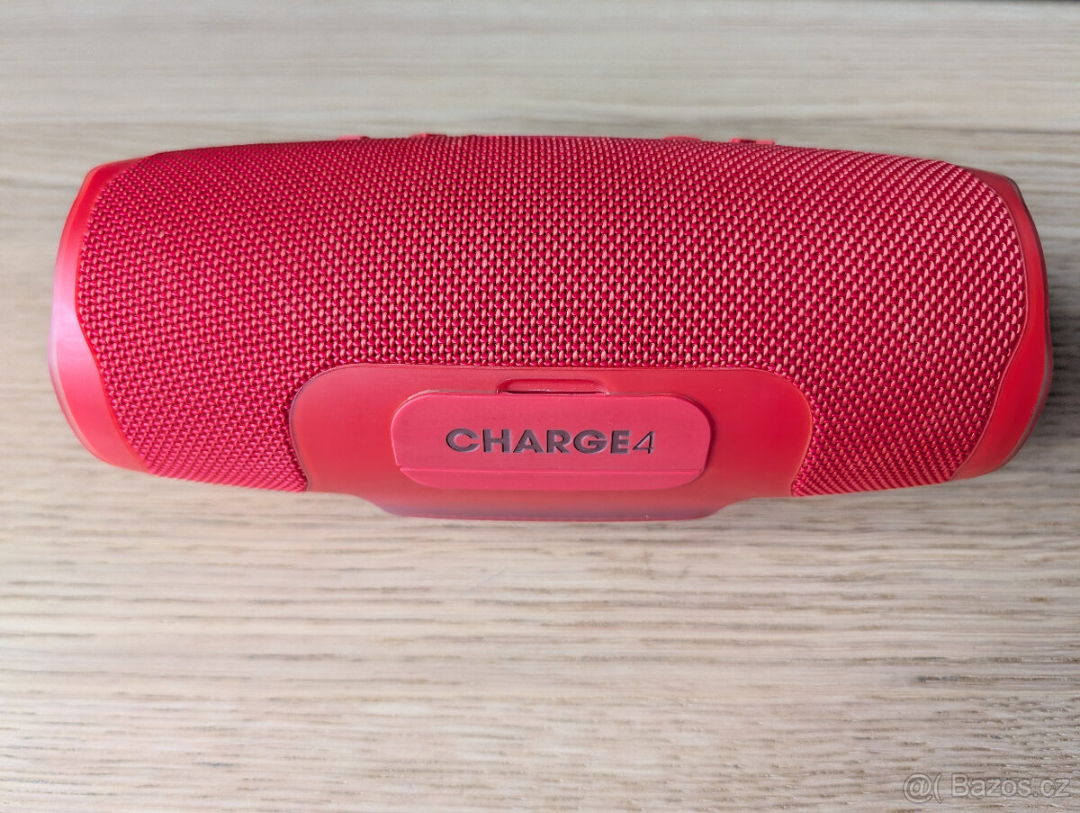 JBL Charge 4 červený - 2
