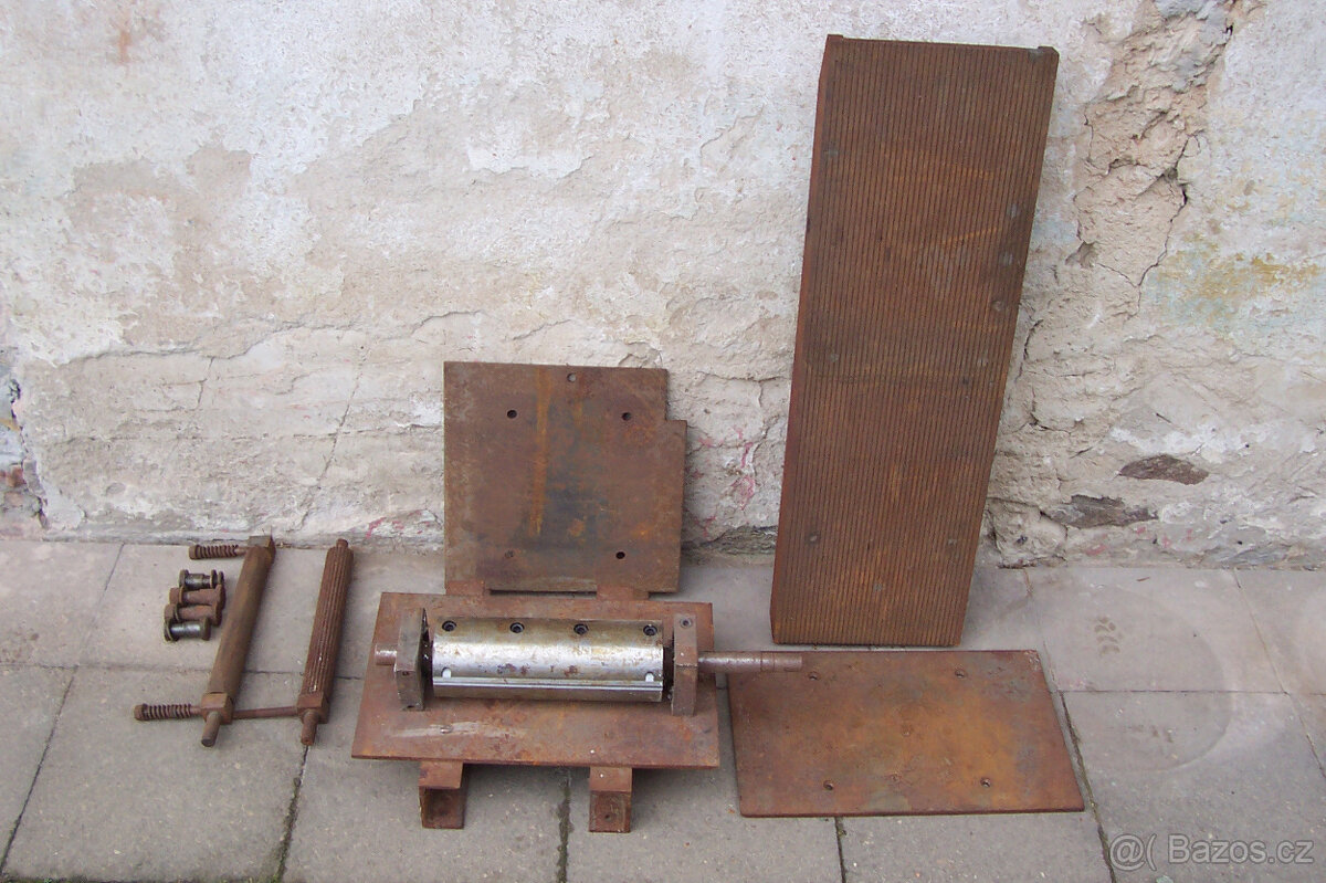 rozdělaná hoblovka - 2