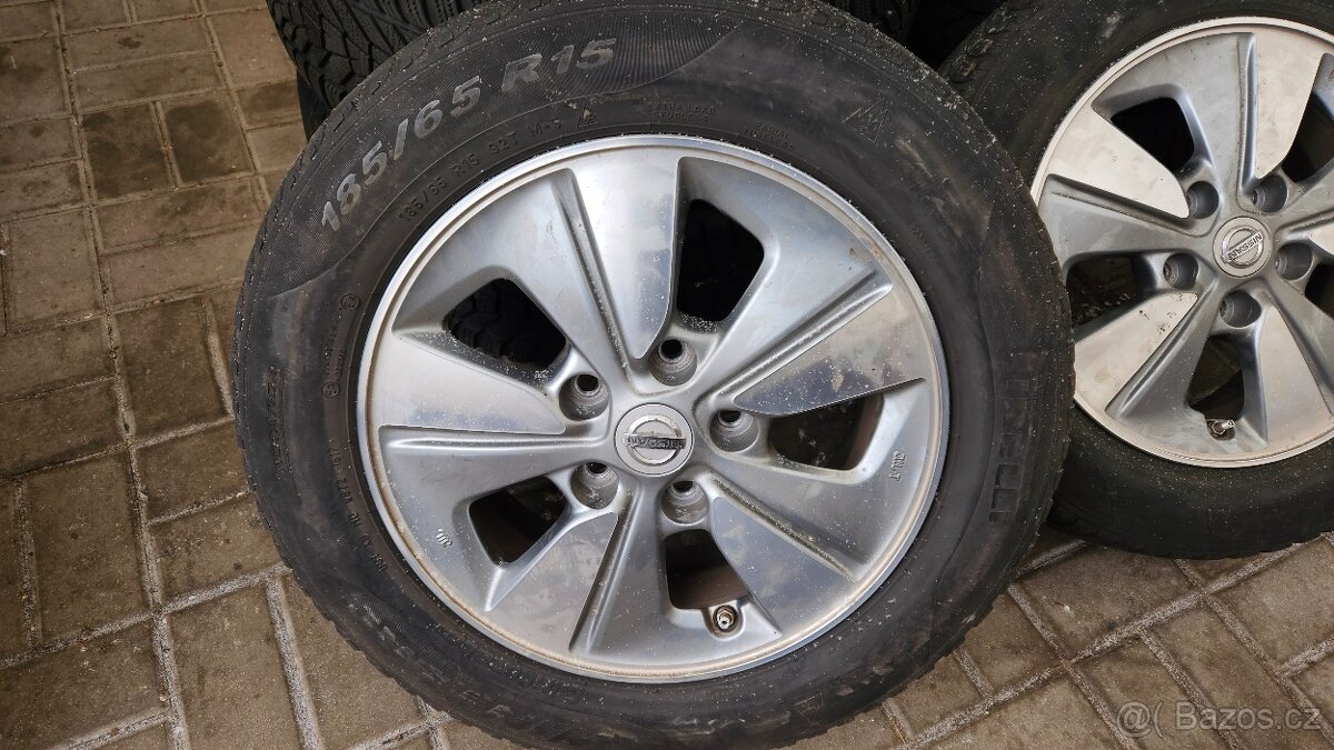 Sada Alu Disků 5x114.3 R15 Nissan - 2