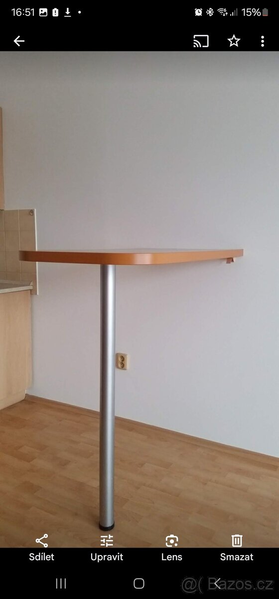 Jídelní stůl +4 židle - 2