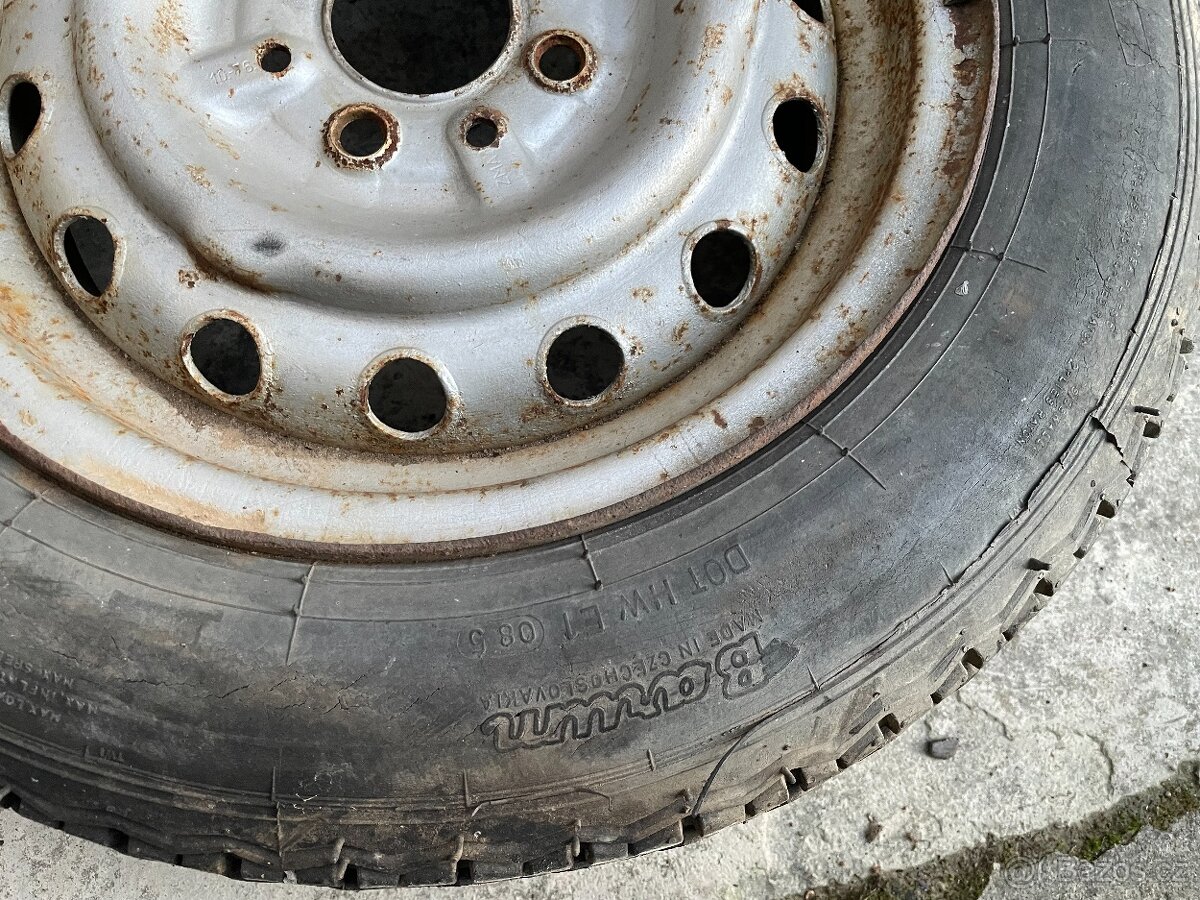 Kolo 4x 100, Barum 145/80 R13 - 2