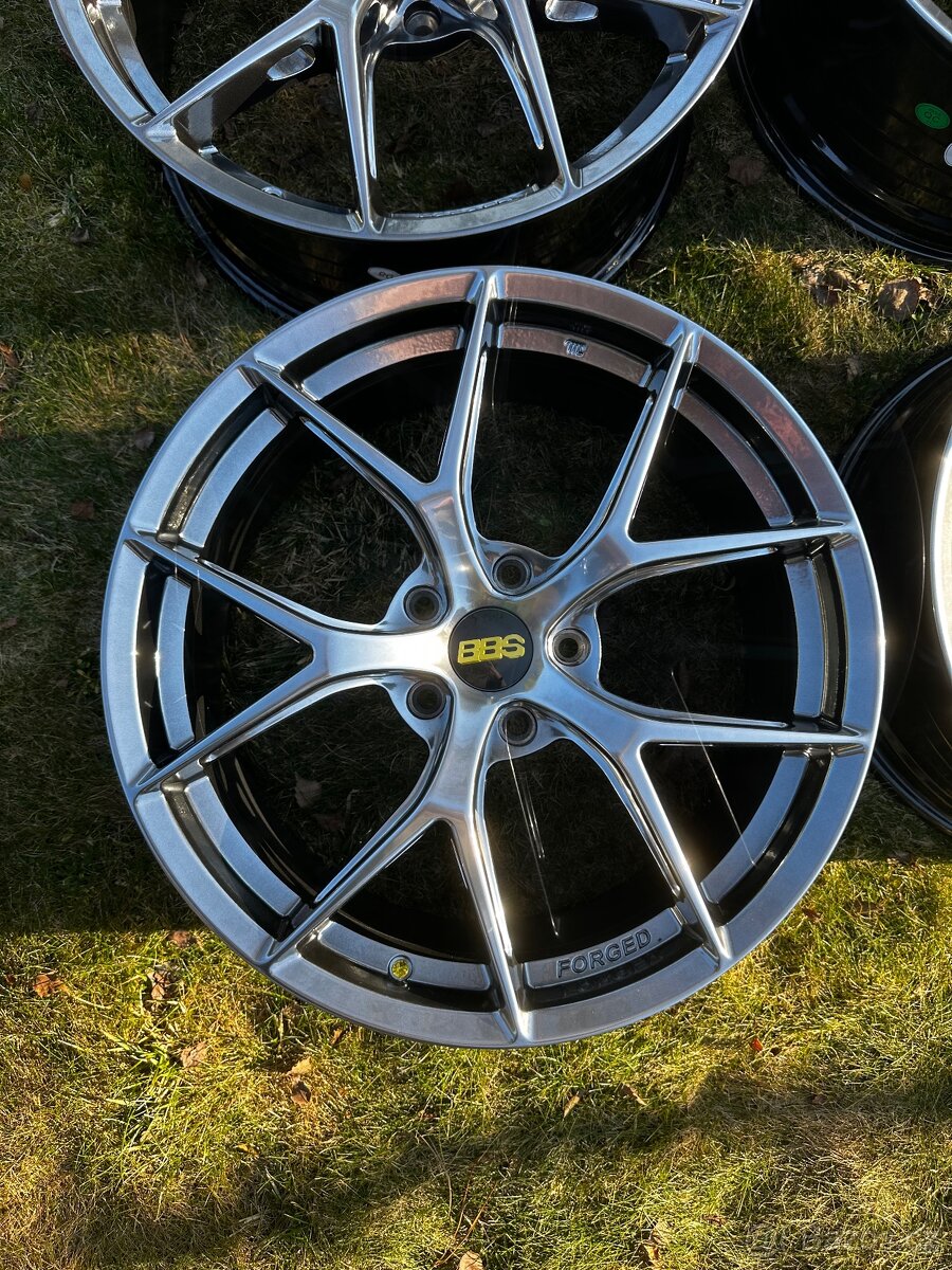 Stříbrné kola 19” BBS styl - 2