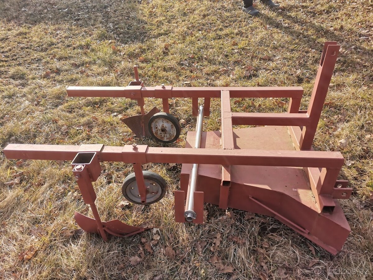 Hrůbkovač, Foliovač - 2