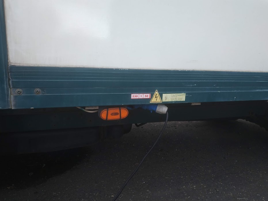 MERCEDES -BENZ , SPRINTER . 319 CDL/L FG . 2013 - 2