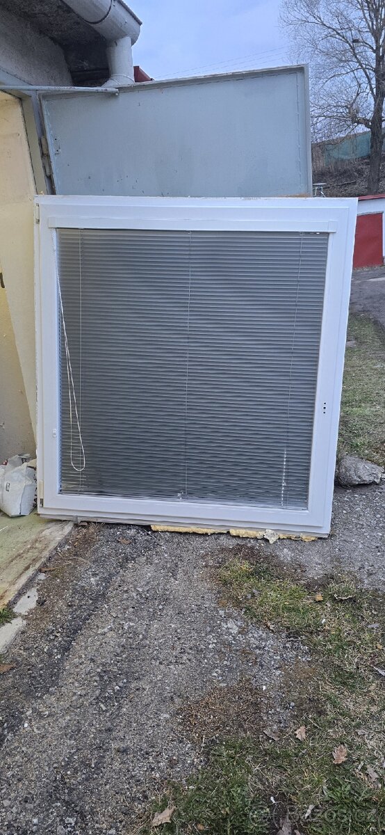 2ks plastovych oken - 2