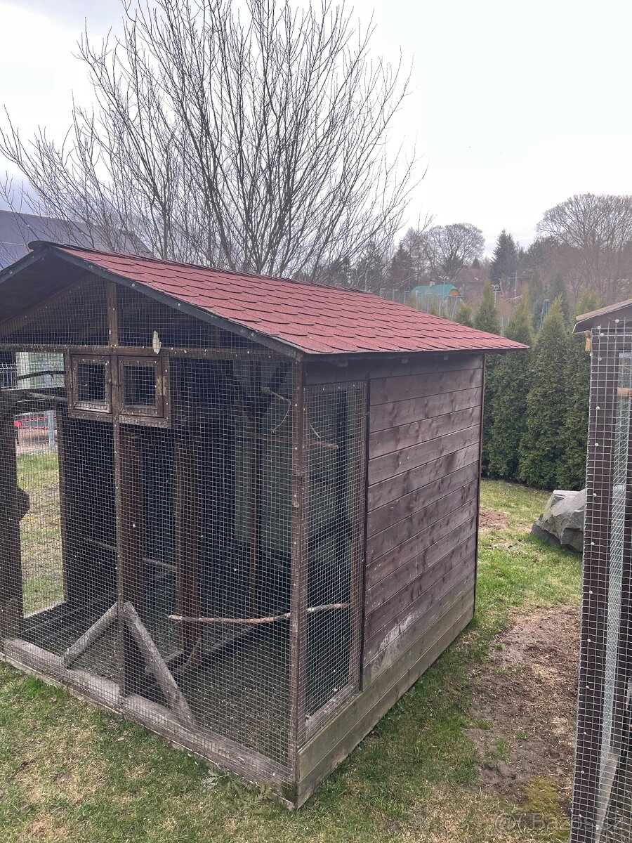 Prodáme voliery pro papoušky - 2