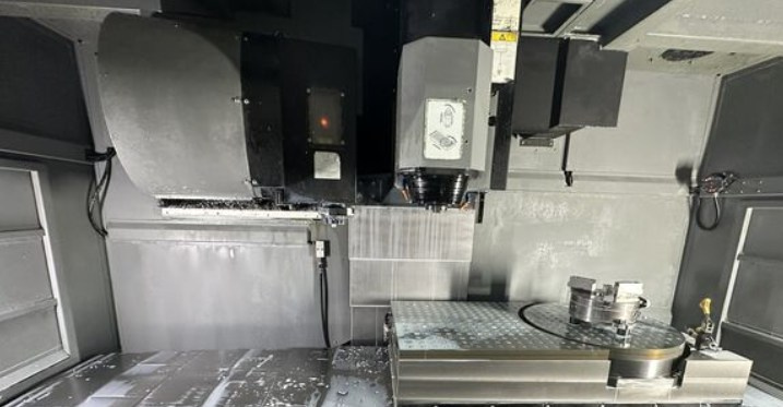 Obráběcí centra - vertikální VMX 42 SRTi - 2