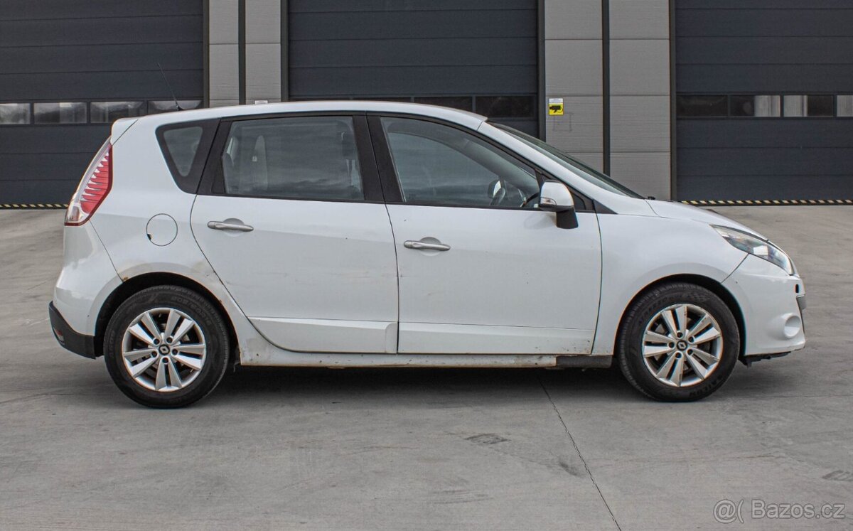 Renault Scenic 2.0 CVT 2011 - 2
