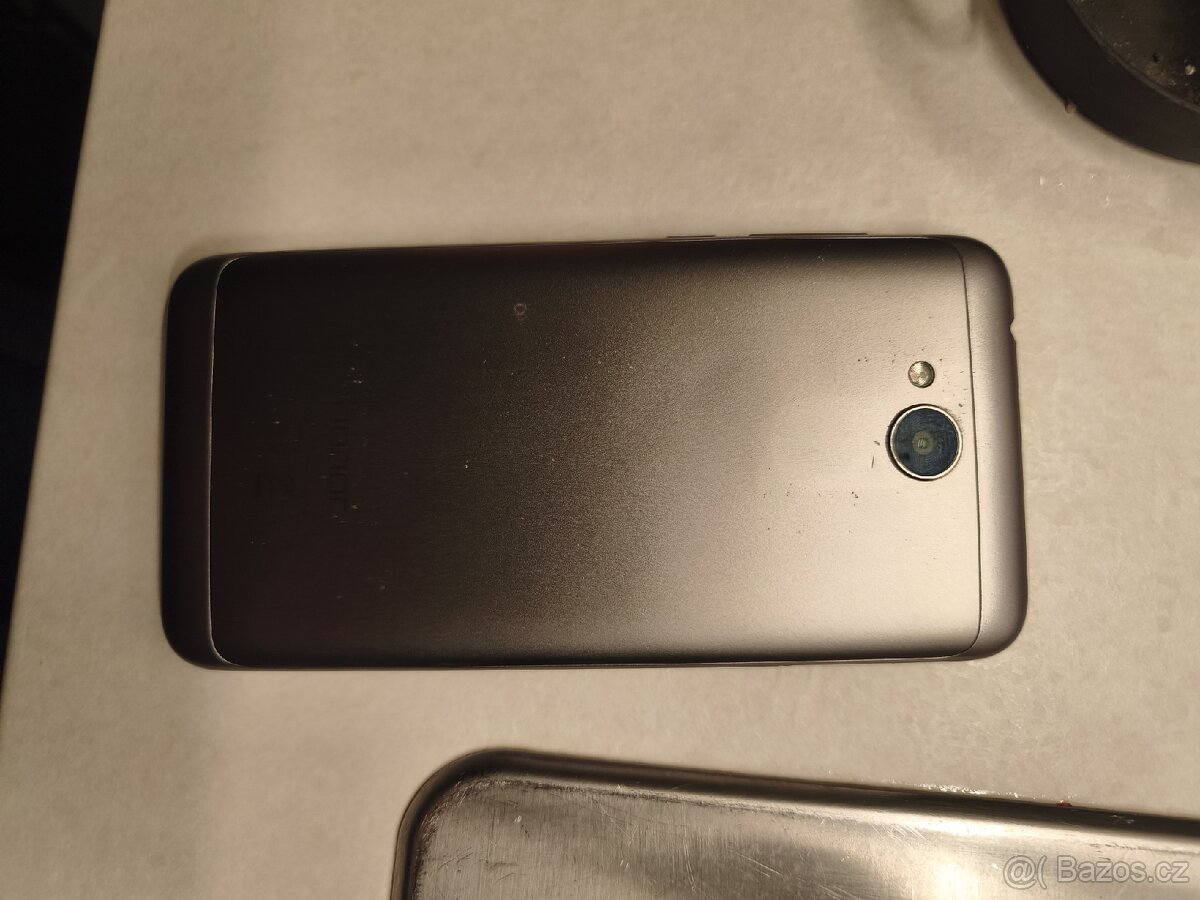 Mobil HONOR - 2