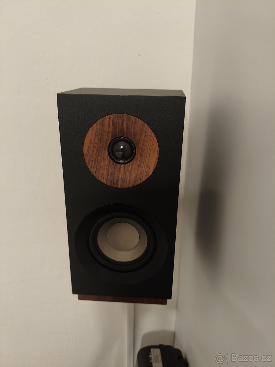 Jamo a Denon - 2