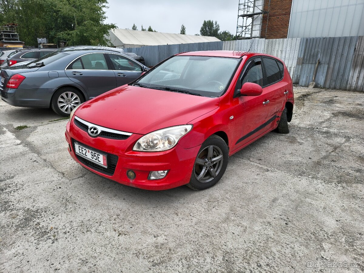 Hyundai i30 1.6crdi - 2
