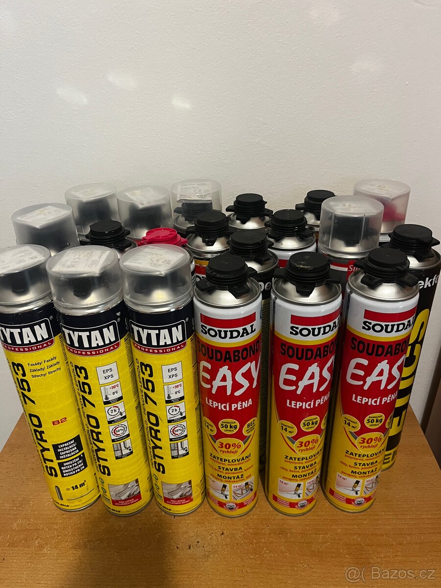 Prodám pistolovou pěnu e jich 23 kusy za všecko 2300 - 2