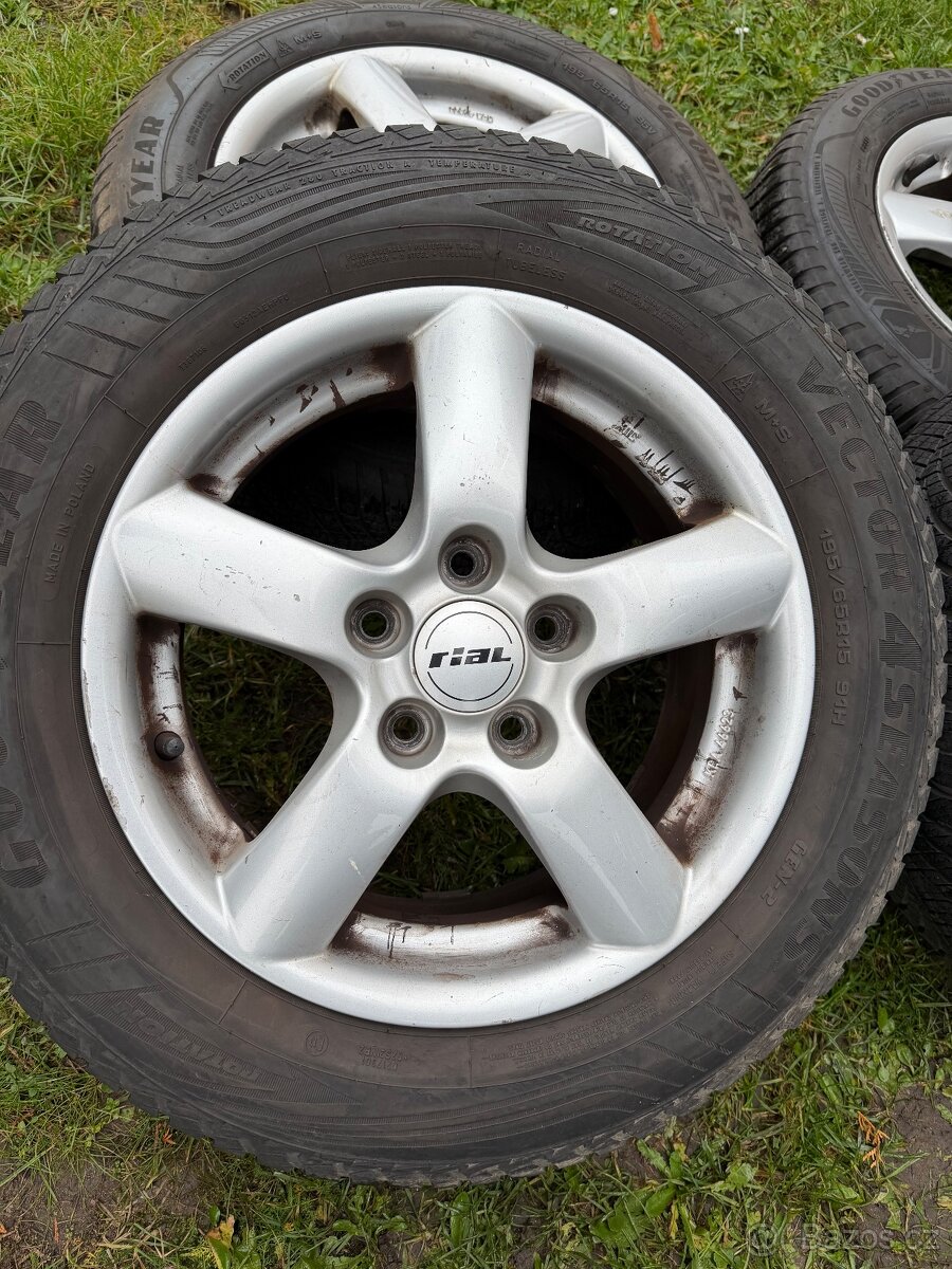 Celoroční alu kola Rial 5x112 195/65R15 - 2