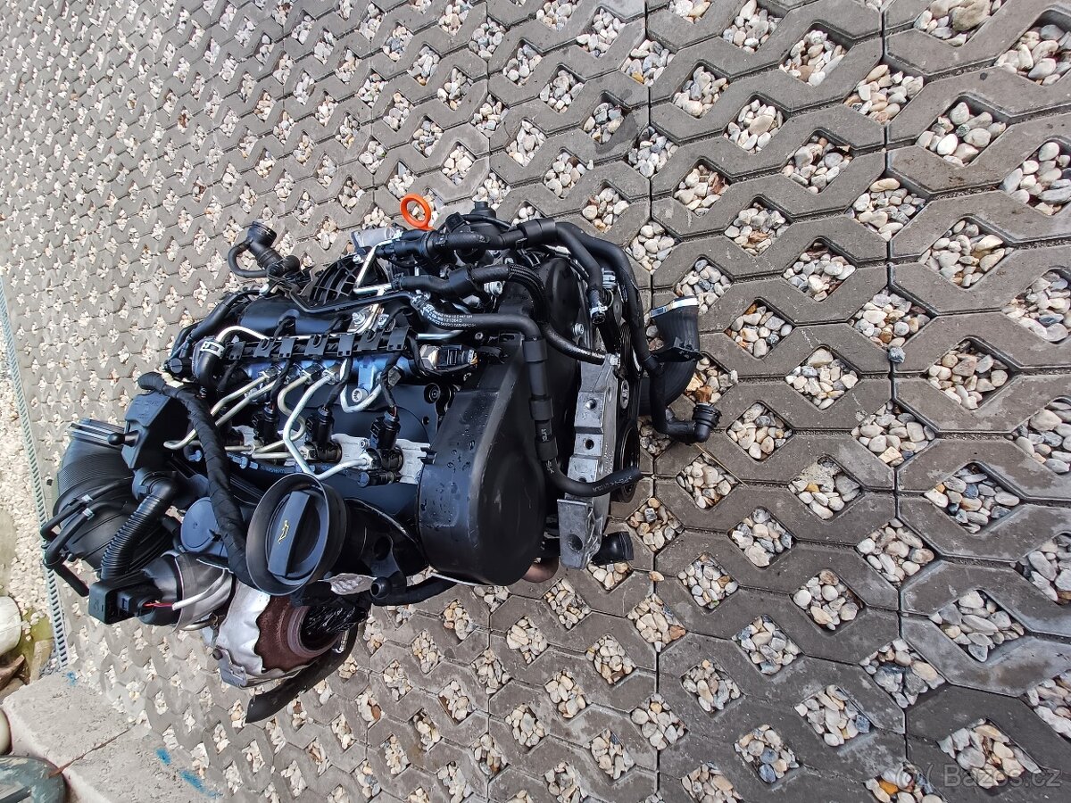 Motor 2,0 tdi 125kw typ CBBB kompletní 011 - 2