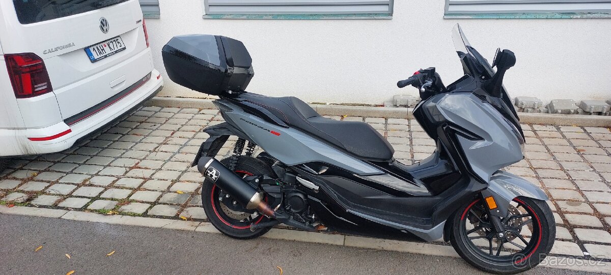 Honda Forza 300 ABS redline DPH - 2