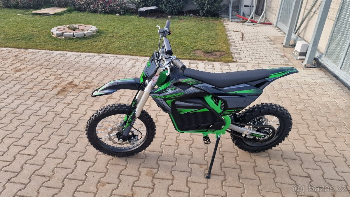 Dětská elektrická motorka pitbike MRM EcoPit 5000W 72V, kola - 2