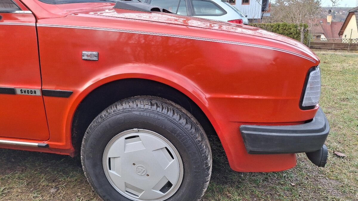 Škoda 120, Rapid - bílé blinkry - 2