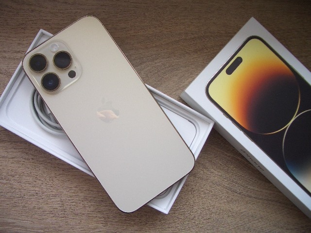 APPLE IPHONE 14 pro MAX 128GB GOLD - 2