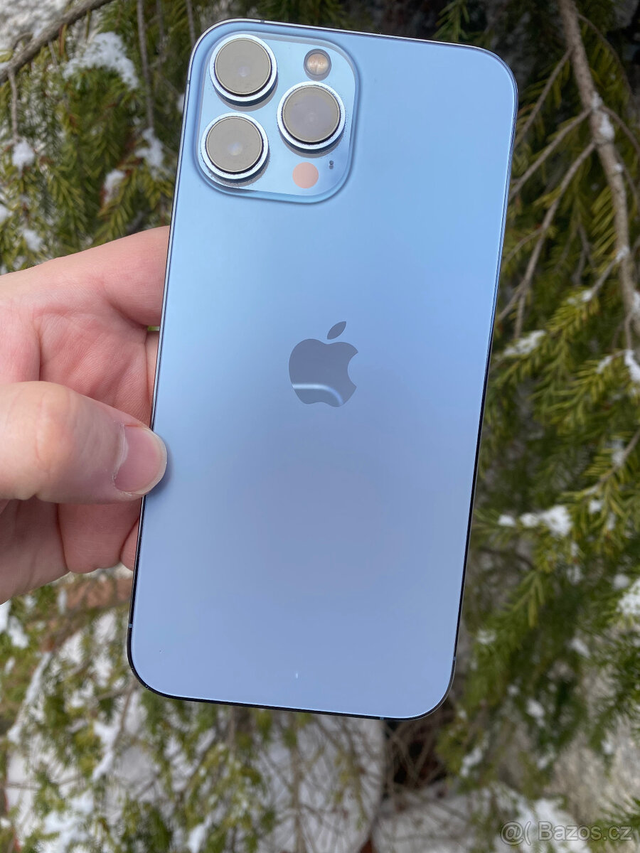 iPhone 13 PRO 128Gb...100% baterie...v rohu nepatrně prasklý - 2
