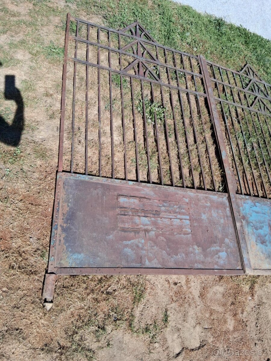 Nýtovaná vrata - 2