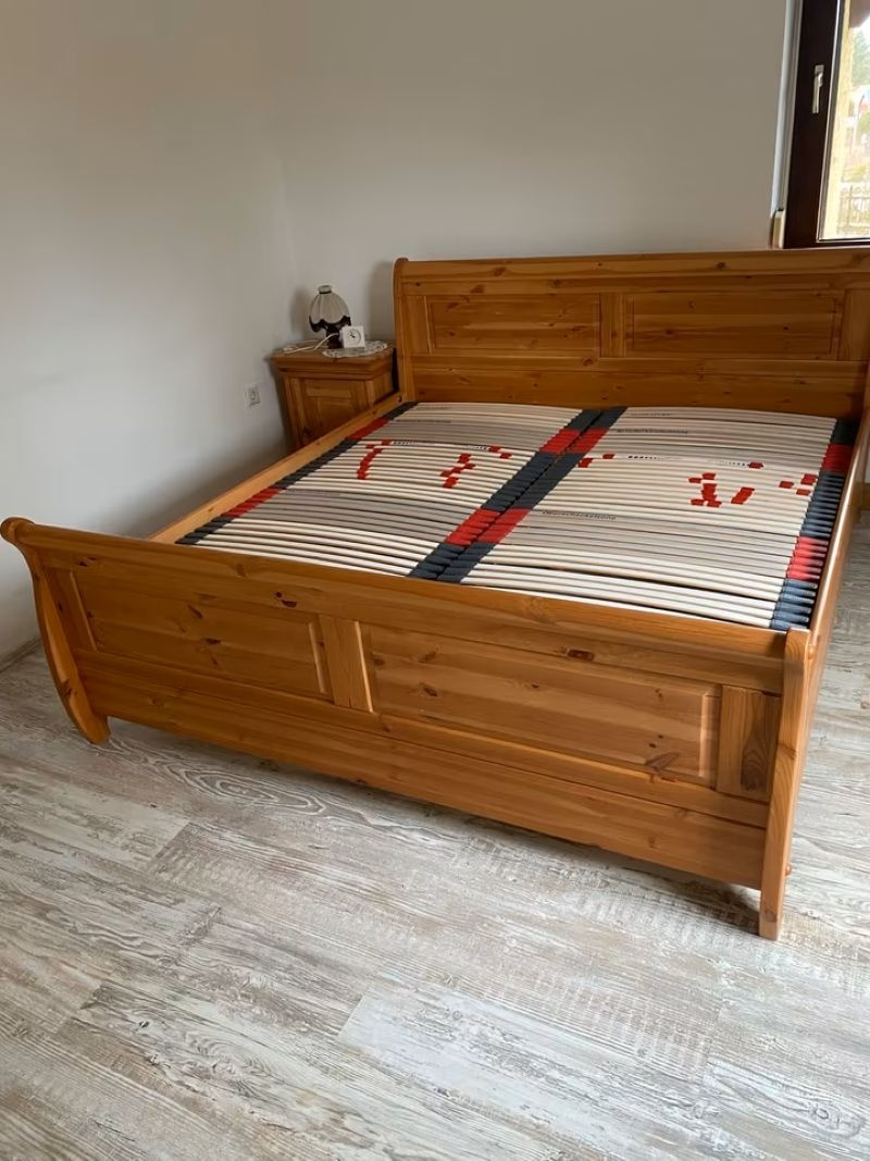 Postel manželská s rošty - masivní borovice - 2