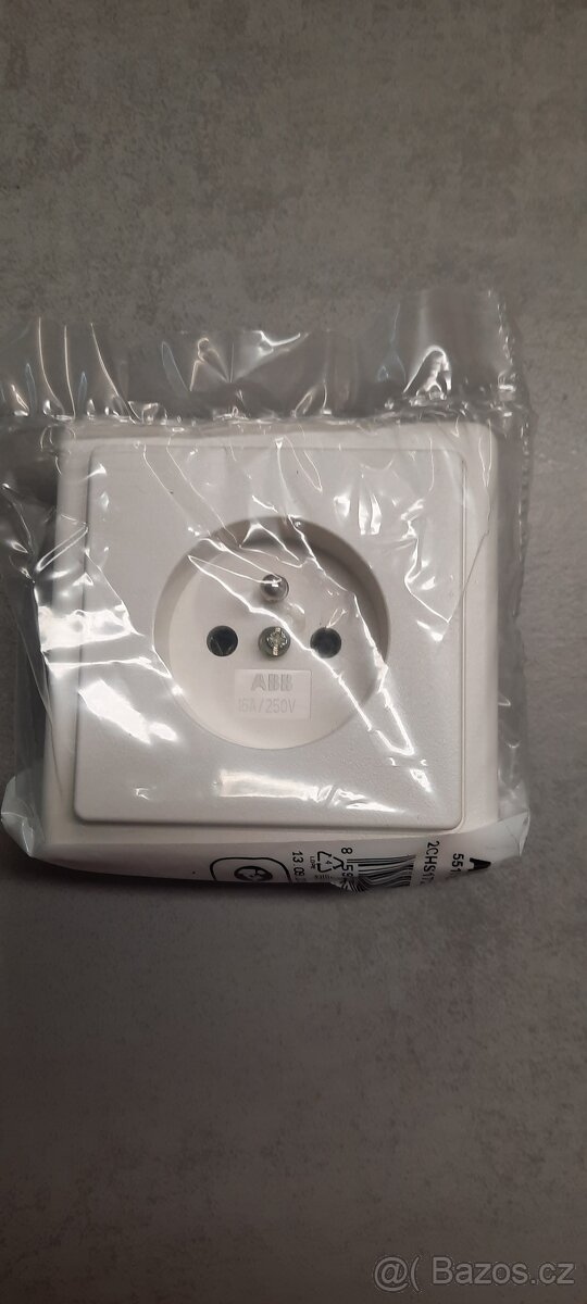 Zasuvky nové ABB bílé - 2