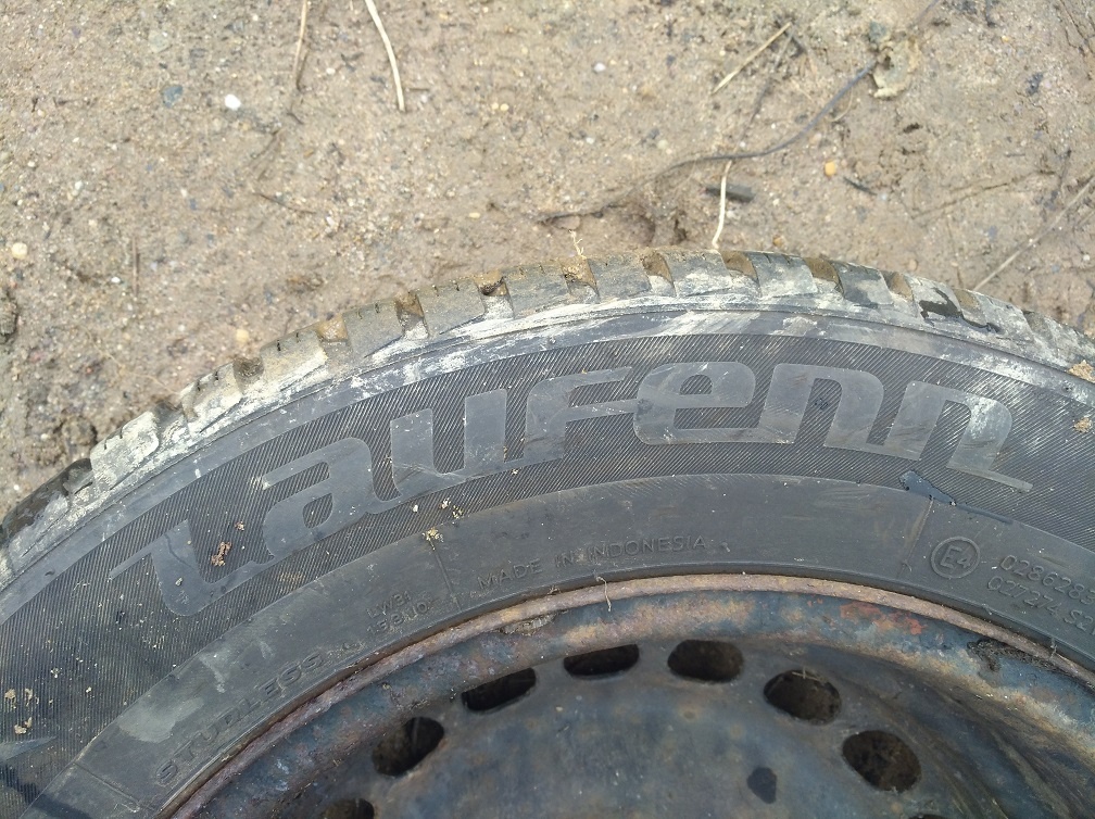 zimní pneu LAUFENN 185/65/15 5x112 6Jx15H2 ET45 - 2