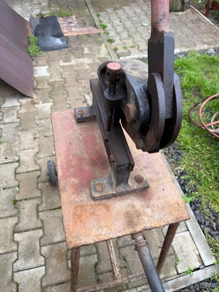 Pákové nůžky na plech - 2