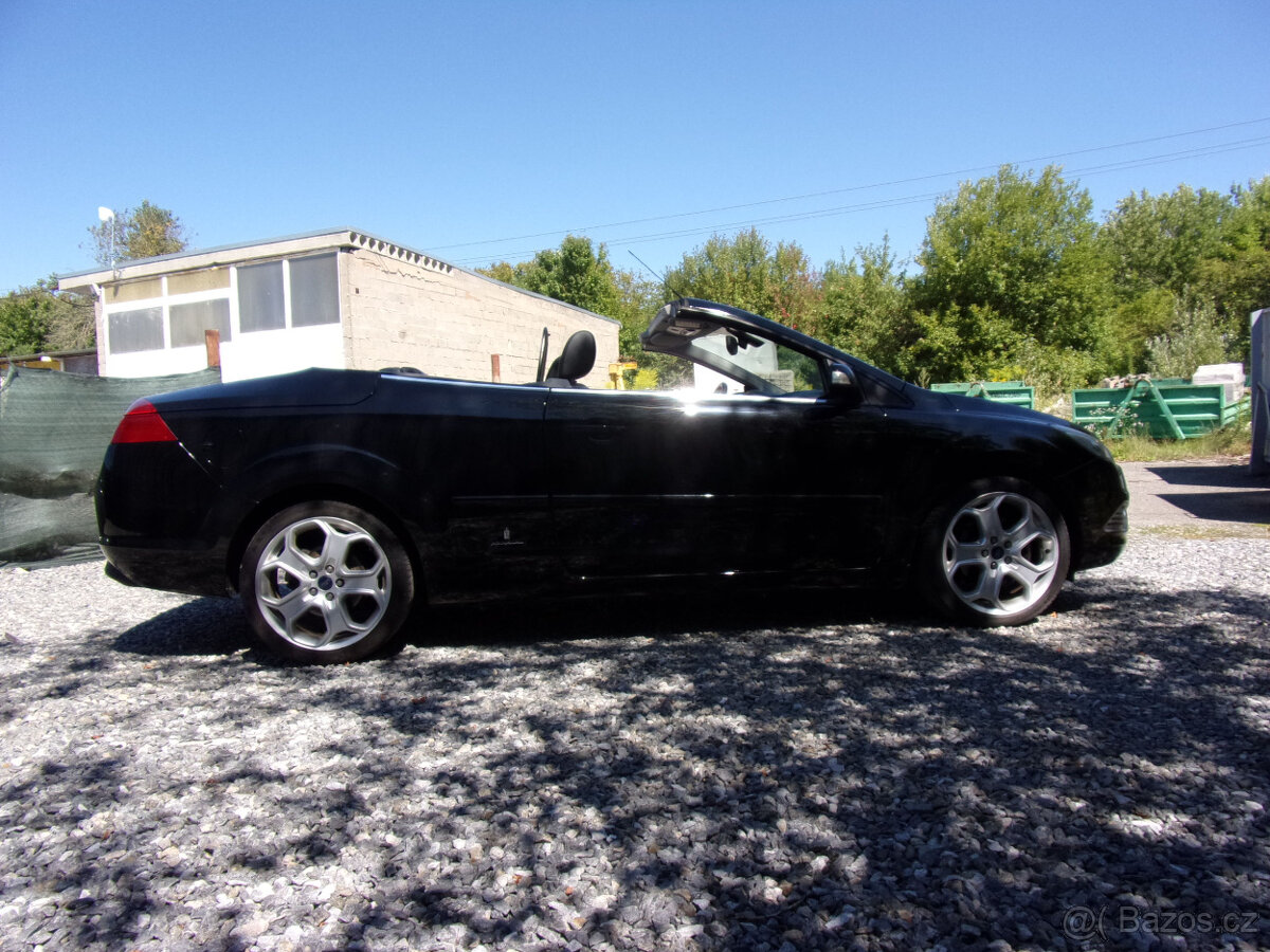 Ford Focus 2.0TDCi100kW TITANIUM 183000KM - 2